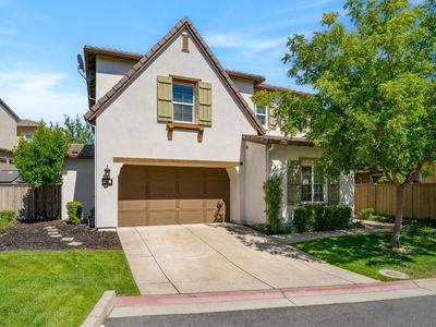 601 Lucca Ct