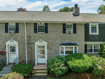 69 Fieldstone Drive