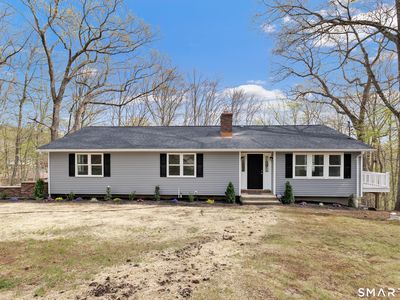 11 Carriage Drive