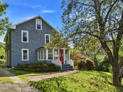78 E Main St
