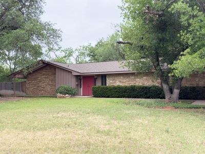 2134 River Oaks Cir