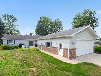 313 Twin Lake Rd