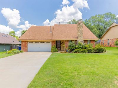 4517 Classen Ct