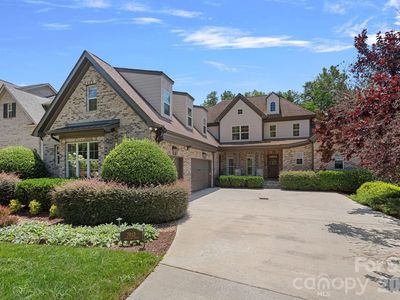 3813 Lakeside Dr