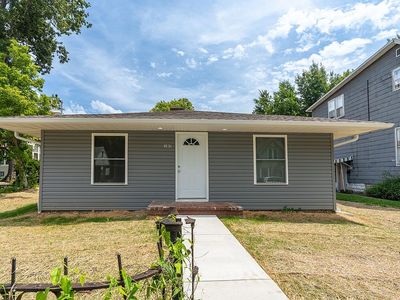 103 S Forest Ave