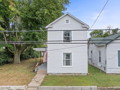 303 E North St