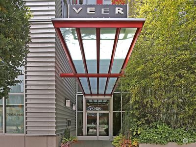 401 9th Avenue N UNIT 401