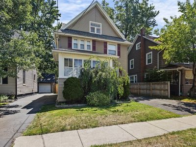 148 Ross St