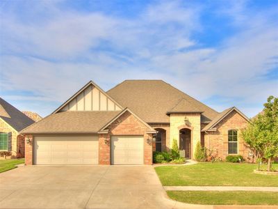 3909 Carmona Lakes Dr