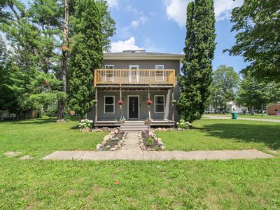335 E Burr Oak St