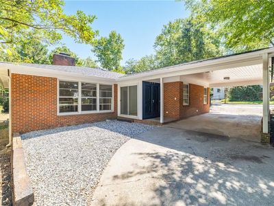 800 N Rotary Dr