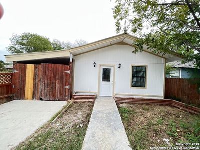 231 E Lubbock