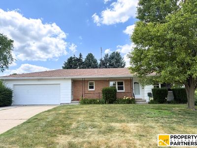 1200 Crescent Dr