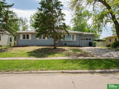 Property at 1227 Bellaire Blvd, Bellevue, NE
