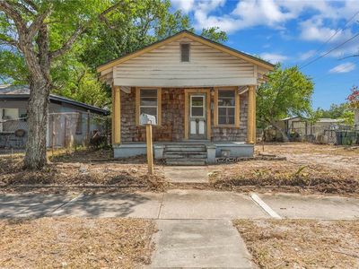 2505 E 17th Ave