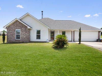 Property at 10 Trace Dr, Mchenry, MS