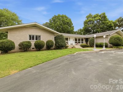 938 Sandswood Dr