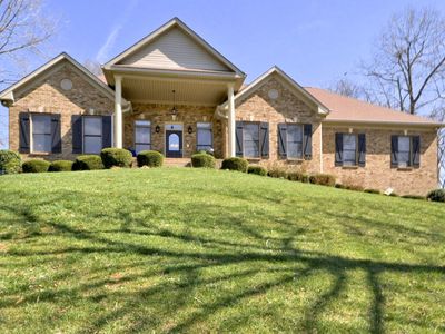 2069 Mossy Oak Cir