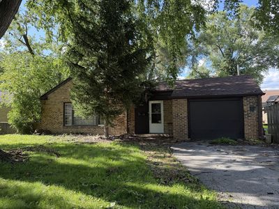 Property at 3720 W 116th St, Alsip, IL