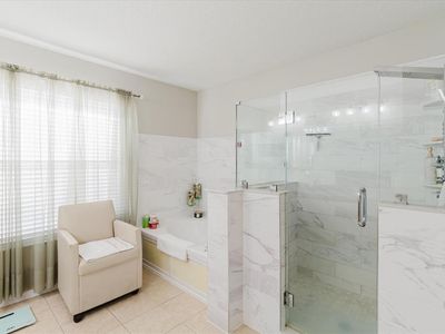 2717 AVON RIVER DRIVE