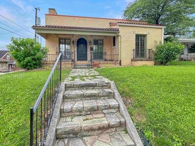 209 W 9th St