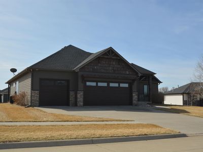 6720 Prairie View Ct