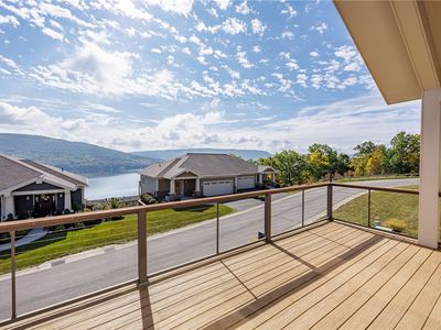 1 Terrace Dr S