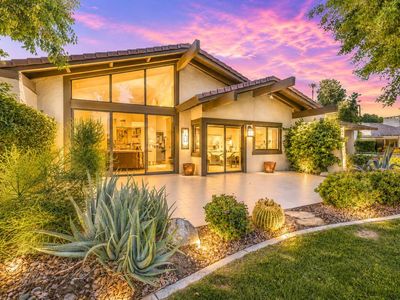 207 Bouquet Canyon Dr