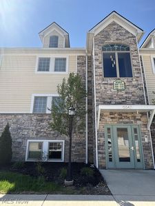 5547 Beavercrest Dr #209