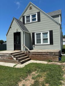 3807 Eastway Dr