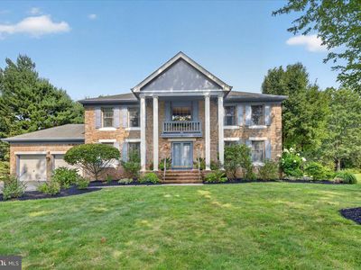 3 Redwood Ct