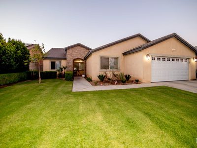 10706 Montemar Dr