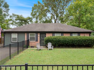 37 Hillbrook Dr