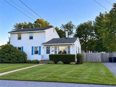 22 Lorraine Ave