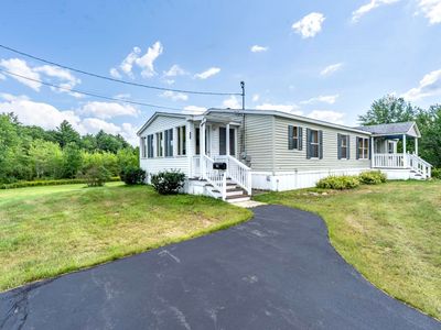 955 Calef Highway