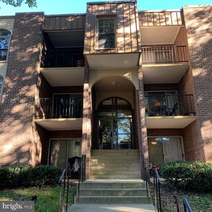 Property at 3300 Woodburn Village Dr APT 31, Annandale, VA