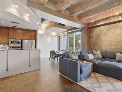 3614 Montrose Blvd Unit 401
