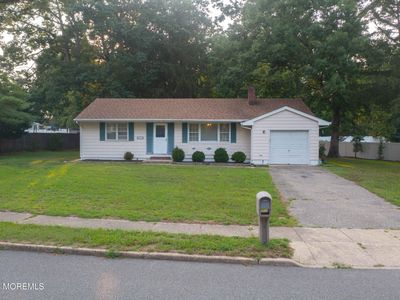 826 Bartlett Place