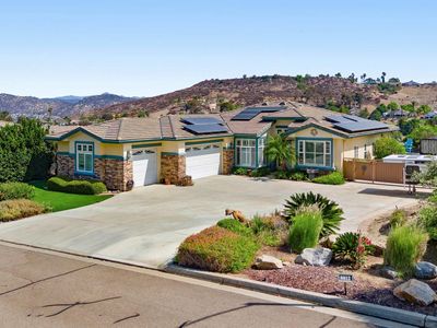 8812 Diamondback Dr