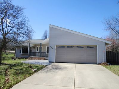 104 Oxford Pl
