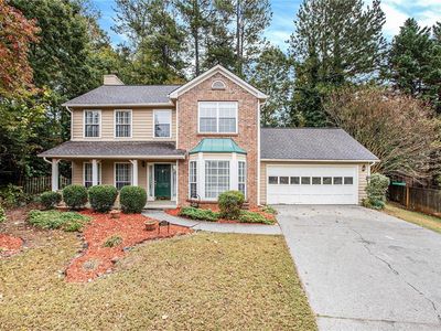 2932 Hunting Wood Walk