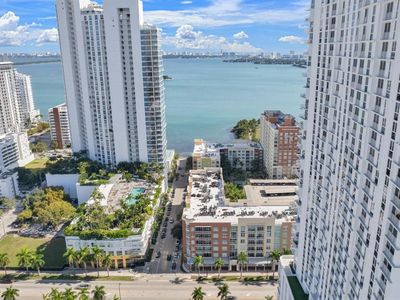 2001 Biscayne Blvd #2303