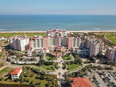 200 Ocean Crest Dr APT 812