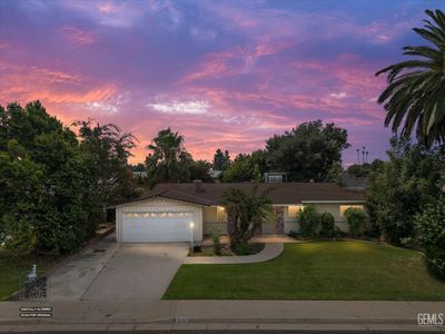 3219 Blade Ave