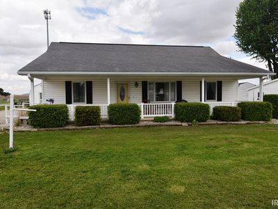 607 East St