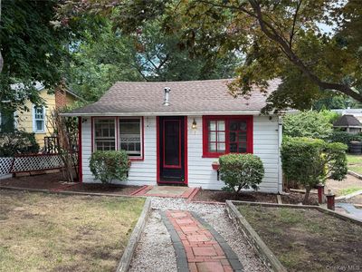 7 Connelly Drive