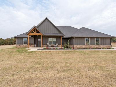 4532 Raymond Ln