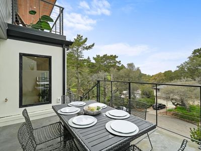 3288 Oak Ct