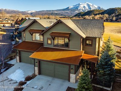 3700 Crystal Bridge Dr