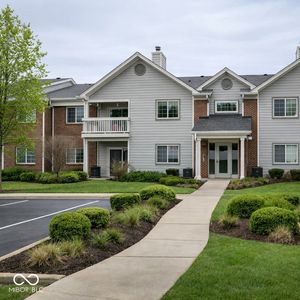 8110 Brookmont Ct Unit 101